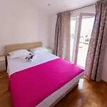 Anita-luxury Three Bedroom With Terrace *