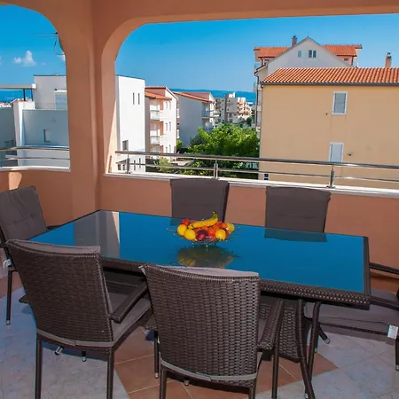 Apartment Anita-luxury Three Bedroom With Terrace Split
